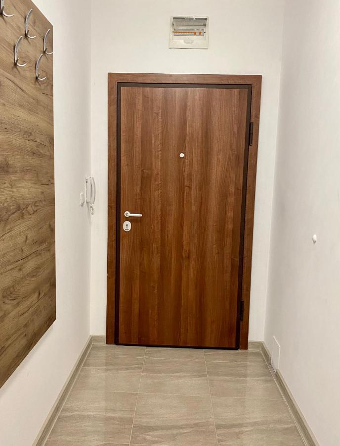Spacious & Cozy 2 Bed Apartment With Work Space & Fast Wi-Fi Stara Zagora Bagian luar foto