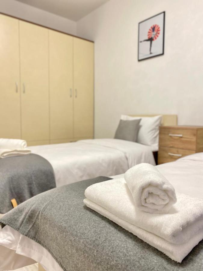 Spacious & Cozy 2 Bed Apartment With Work Space & Fast Wi-Fi Stara Zagora Bagian luar foto