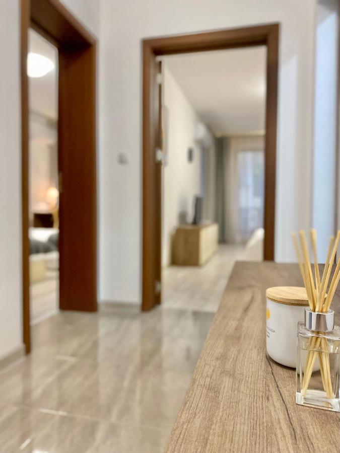 Spacious & Cozy 2 Bed Apartment With Work Space & Fast Wi-Fi Stara Zagora Bagian luar foto